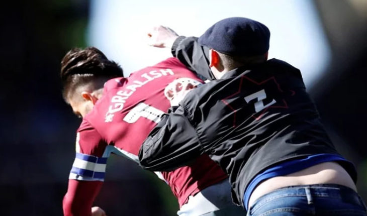 translated from Spanish: 14 weeks in jail to the amateur who assaulted footballer during the match between Aston Villa and Birmingham