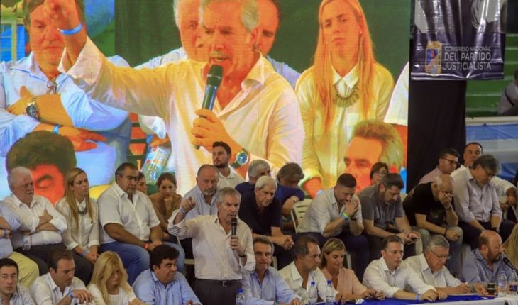 translated from Spanish: A new Congress of the PJ with multiple messages