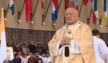 translated from Spanish: Abusos sexuales: Papa Francisco aceptó la renuncia del arzobispo de Chile
