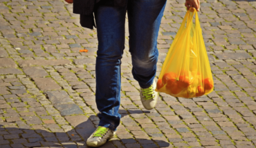 Avanza reforma para prohibir bolsas de plástico en comercios 