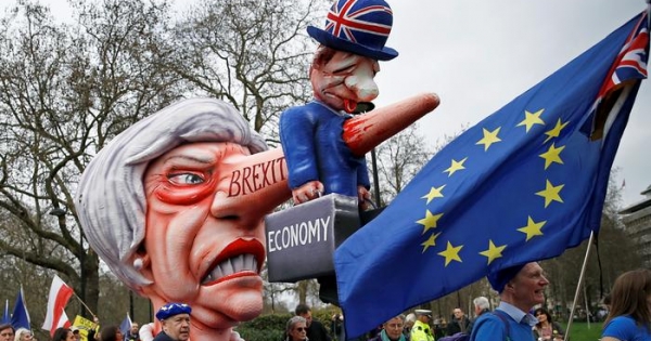 Británicos reclaman nuevo referendo sobre el “brexit”