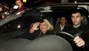 translated from Spanish: Carrio revealed that it put up for sale your car because the Member of the Civic Coalition, Elisa Carrió has many expenses