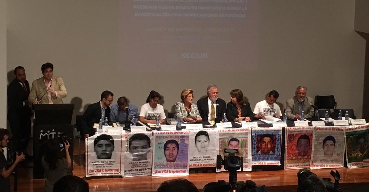 Commission and Government of New Mexico is presented mechanism to investigate case Ayotzinapa