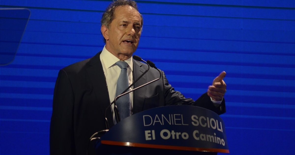 Con críticas a Macri, se lanzó Scioli: "Ellos ganaron y Argentina perdió"