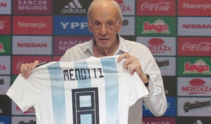 translated from Spanish: Menotti said that it is not time for Aguero and Messi in the selection