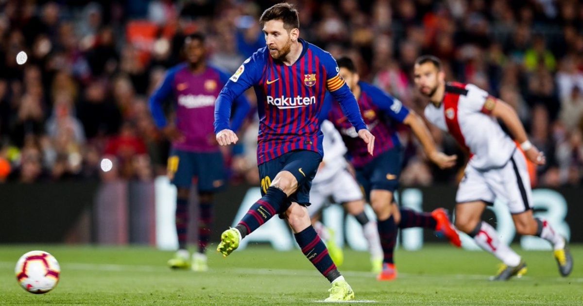 Messi scored a goal in the victory of Barcelona and added a new record