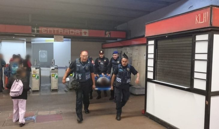 translated from Spanish: Metro Mixcoac stairs failure leaves eight injured