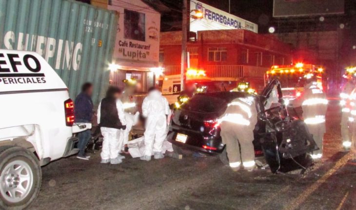 translated from Spanish: Motorist dies after hit with trailer in the Morelos in Morelia Morelia, Michoacan.-