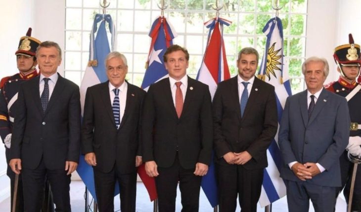 translated from Spanish: Mundial 2030: Macri recibió a los presidentes de Chile, Uruguay, Paraguay