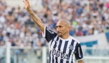 Pablo Guiñazú announced his retirement from soccer