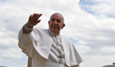 translated from Spanish: Papa Francisco rechaza viajar a México en 2021