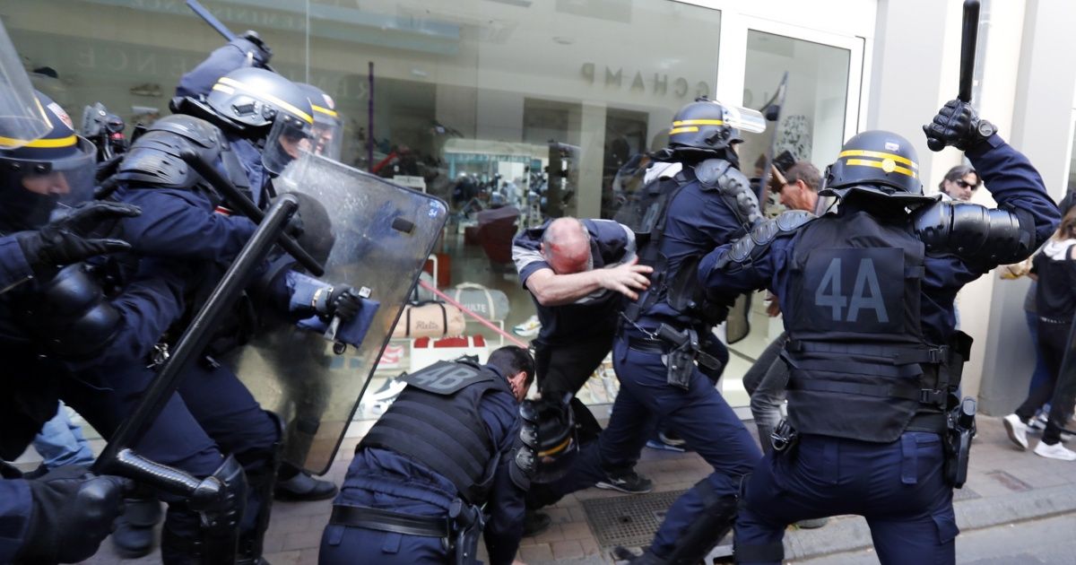Siguen manifestaciones en Francia pese a prohibición y heridos