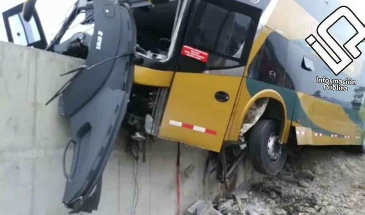 Accidente de autobús con simpatizantes de García deja al menos siete muertos