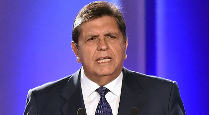 Alan García, ex presidente de Perú, se dispara en la cabeza al ser detenido por el caso Odebrecht