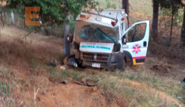 Ambulancia de Nahuatzen es chocada por un camión, no hay víctimas