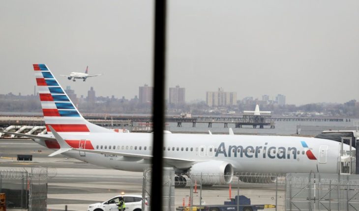 American Airlines extiende cancelaciones de vuelos