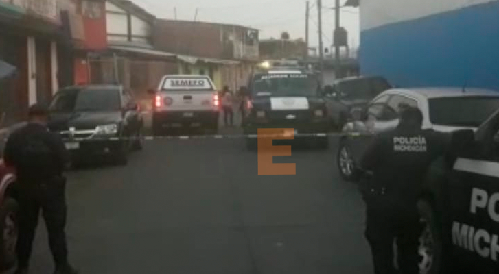 Asesinan a un automovilista en Uruapan, Michoacán