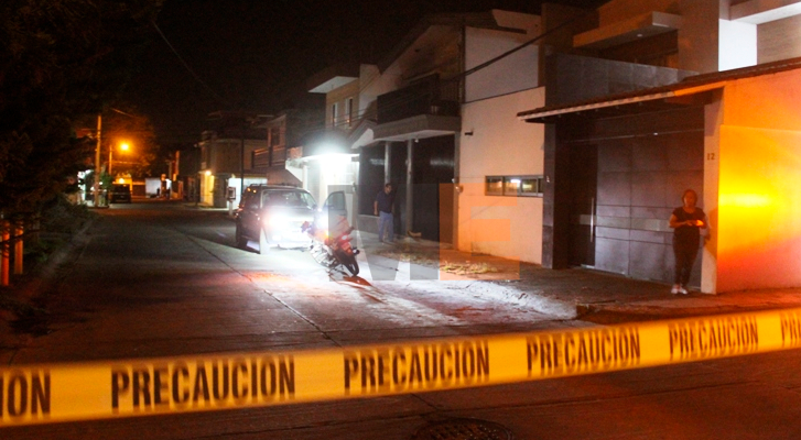 Asesinan al chofer de una camioneta tras ser perseguido en Uruapan, Michoacán