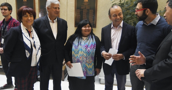 Diputados de oposición presentan comisión investigadora por compras irregulares de tierras indígenas