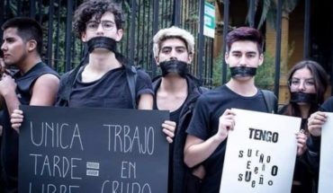 La ola de reacciones provocadas por la protesta de estudiantes de Arquitectura de la U. de Chile por sobrecarga académica