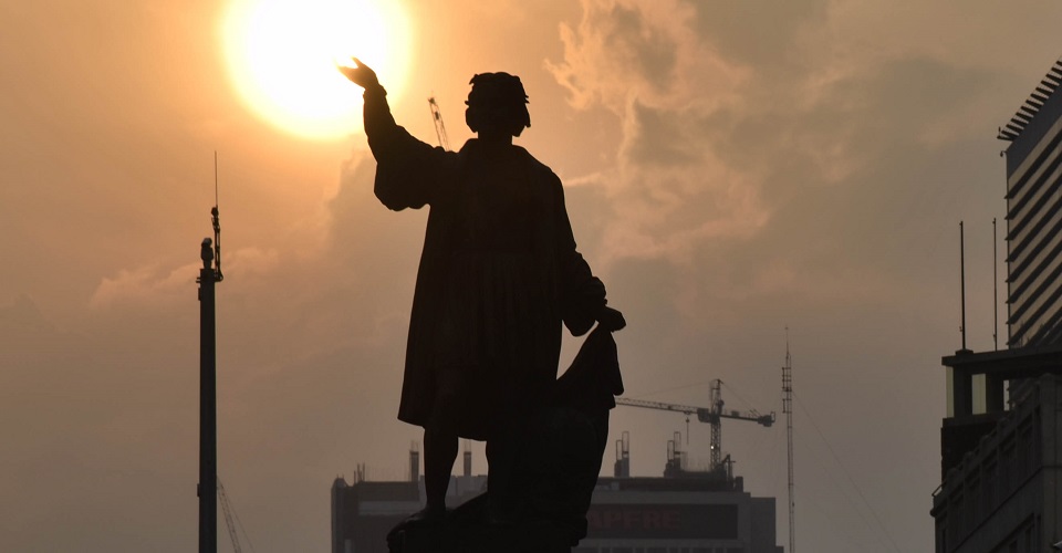 Partido Verde propone quitar monumentos a Colón y a Cortés