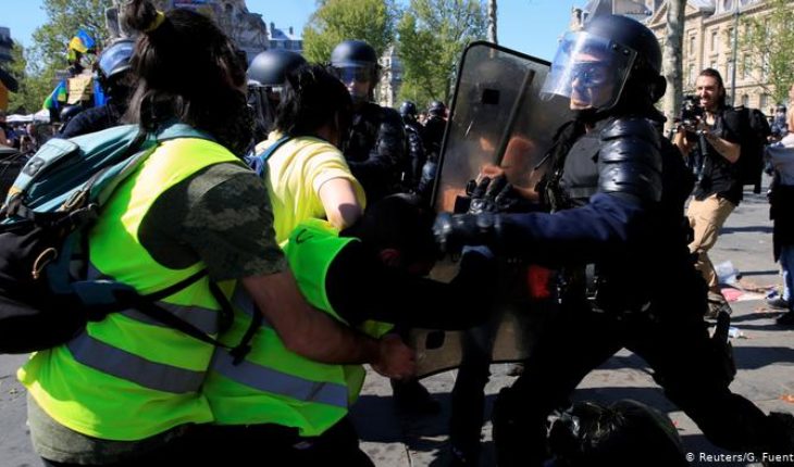 París vive nueva jornada de protesta de los “chalecos amarillos”