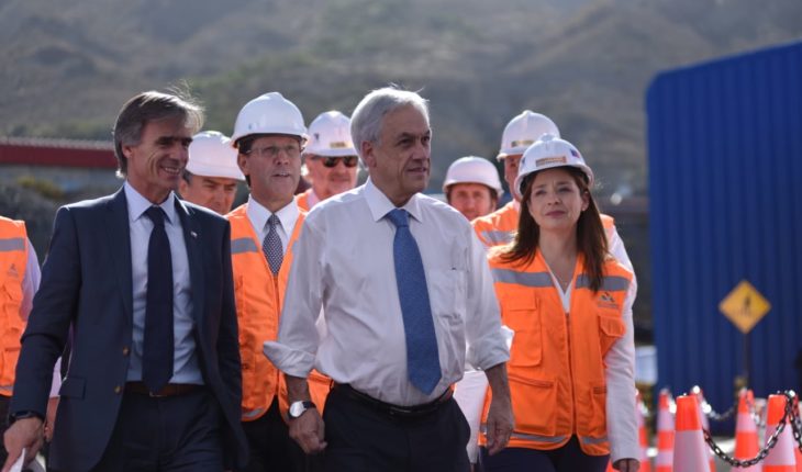 Piñera destaca dinamismo de inversión en Chile al inaugurar ampliación de proyecto minero de Luksic
