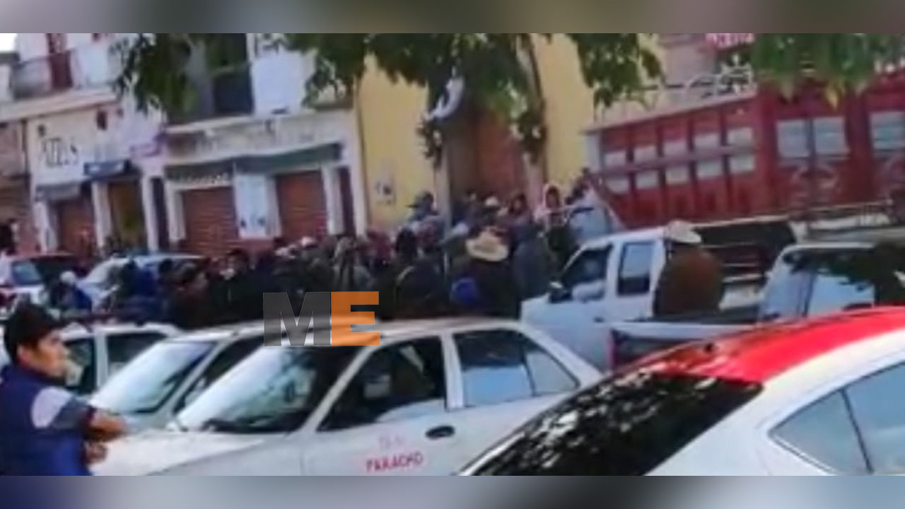 Pobladores de Pomacuarán intentaron llevarse a la fuerza al edil de Paracho, quien fue rescatado por la policía