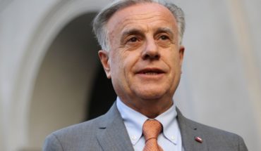 Polémica por isapres: tras reunión con Piñera, ministro Santelices se compromete a que nueva ley acabará con alzas unilaterales