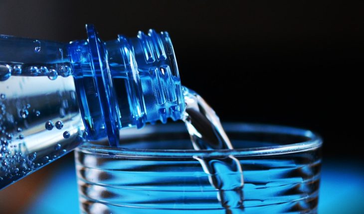 translated from Spanish: 19 brands of alkaline water lie in its benefits