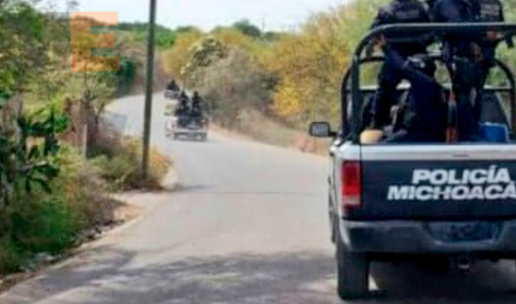 translated from Spanish: An alleged hit man is murdered and 16 forgive injured in shootout with soldiers in Orapondiro, Michoacán