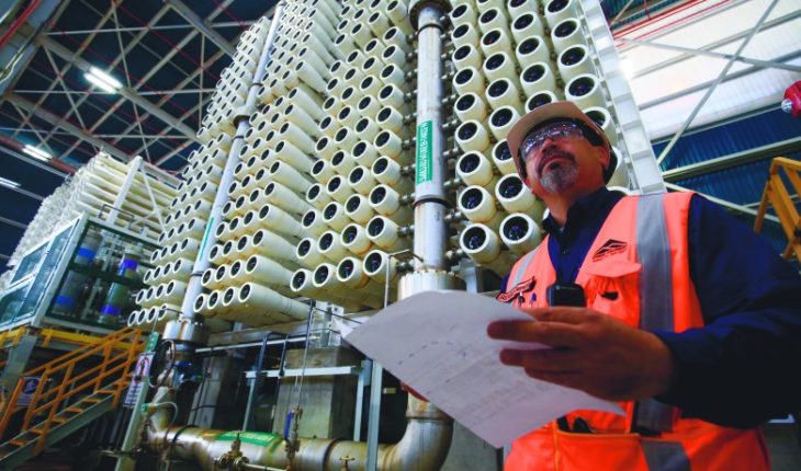 translated from Spanish: Desalination plants: a key solution for industry
