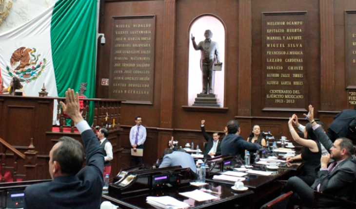 translated from Spanish: Five months of their adoption, Michoacán Congress repeals eco-taxes