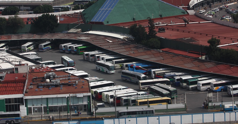 Four companies dominate the routes of buses in Mexico