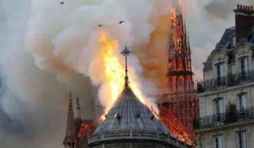 translated from Spanish: Gobierno francés cree que la estructura de Notre Dame puede haberse salvado