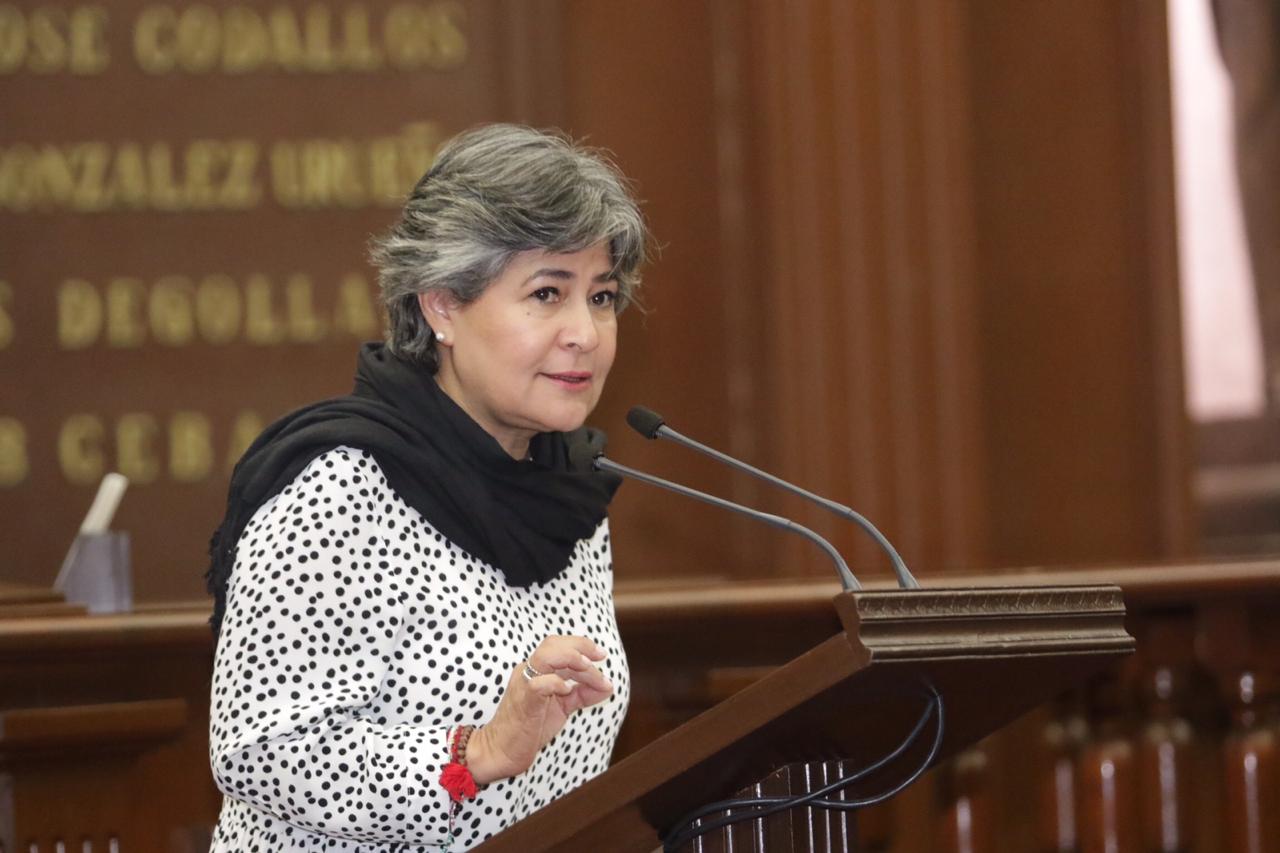 Goes Mayela rooms for ban on plastic bags, straws and styrofoam in Michoacán