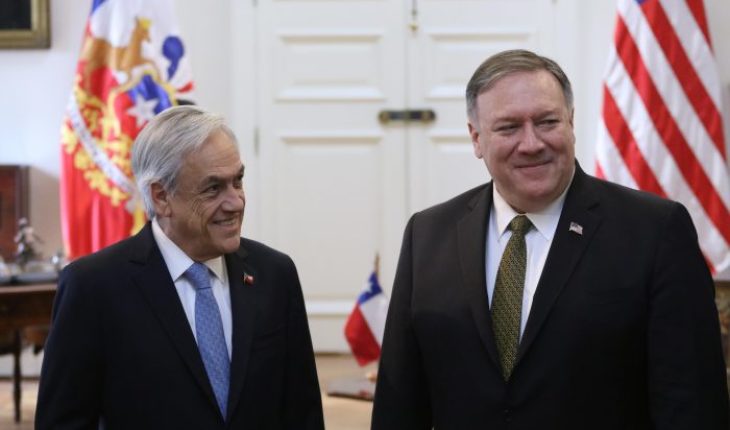 translated from Spanish: Mike Pompeo thanked Pinera “being a leader for the Venezuelan people”