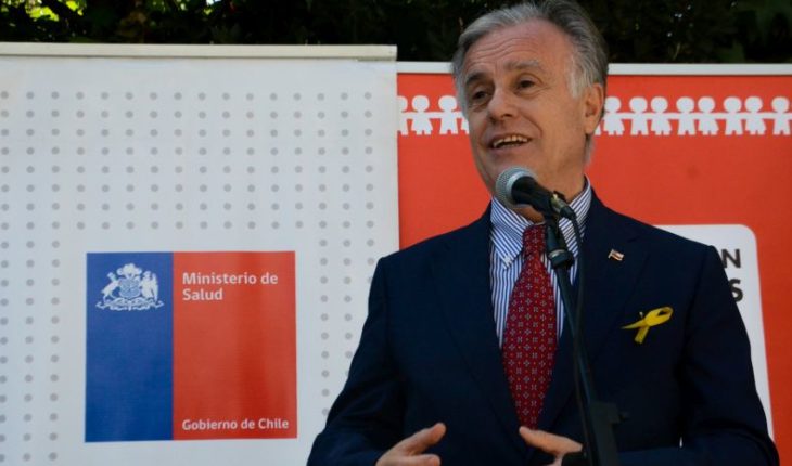 translated from Spanish: Minister Santelices instructed Superintendent change decision by isapres
