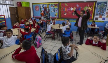 translated from Spanish: SEP changed schema to pass grades of basic education