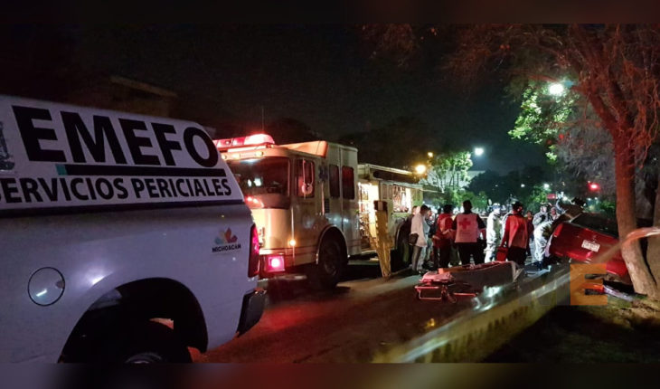 Choque en Avenida Camelinas de Morelia deja tres jóvenes fallecidos y dos heridos