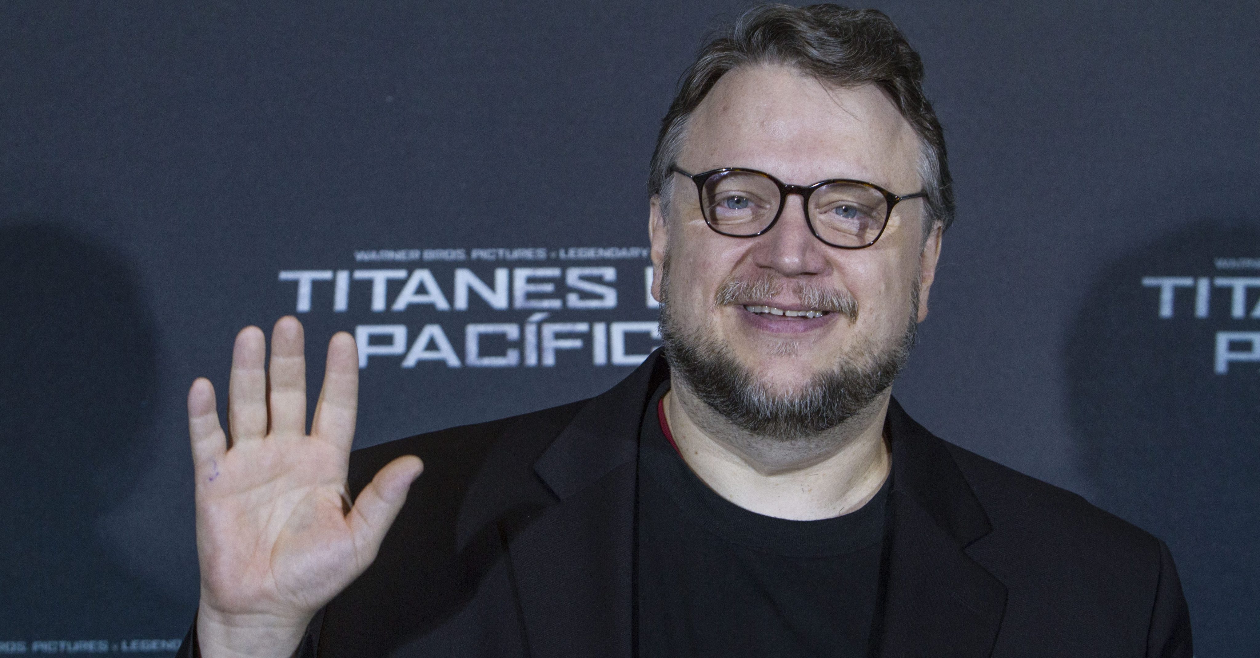 Del Toro ofrece pagar a estudiantes viaje para concursar en Sudáfrica