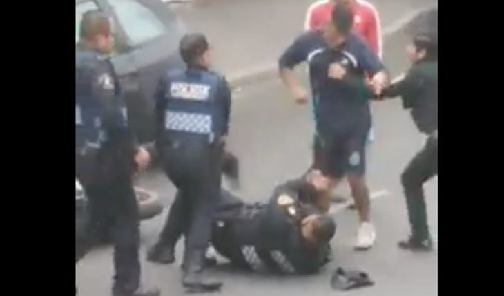 Dos policías heridos en una pelea con motociclista y su acompañante en CDMX (Video)