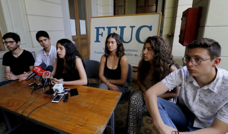 FEUC pide aplicar sanciones contra estudiante UDI que acusó falsamente a ex-candidato