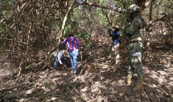 Fiscalía de Jalisco halla 35 cuerpos en tres fosas clandestinas