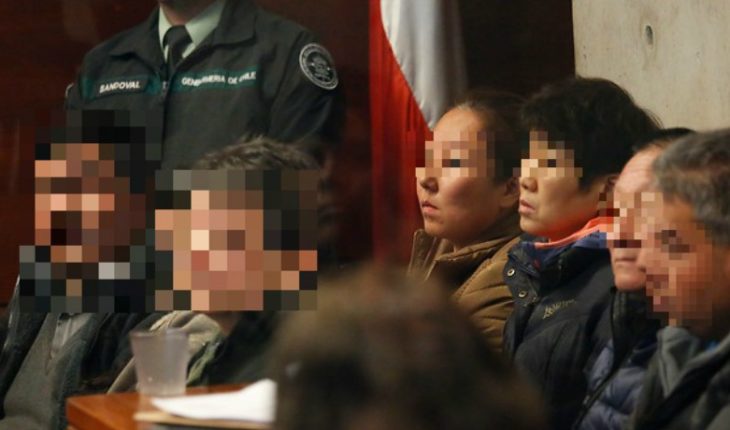 Funcionario de Cancillería quedó en prisión preventiva tras audiencia por tráfico de migrantes chinos