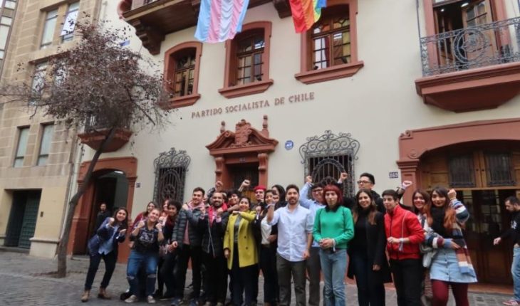 Juventud Socialista se sumó al Día contra la homofobia y transfobia