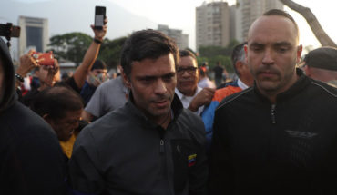 Leopoldo López dijo que en su arresto se reunió con militares que manifestaron adhesión a la Constitución y a Guaidó