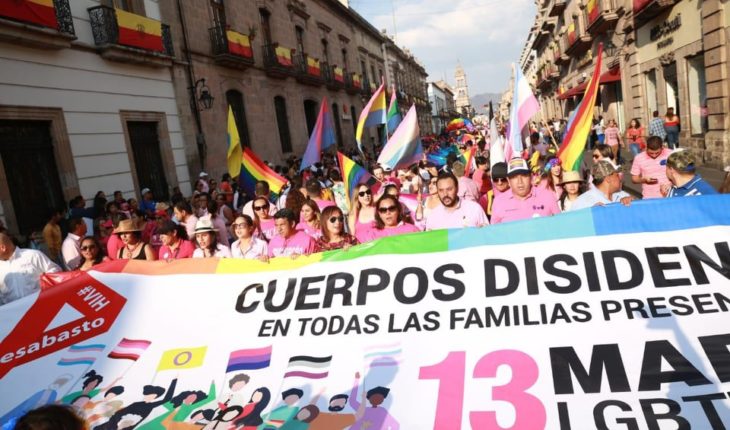 Marcha comunidad LGBTTTIAQ+ en Morelia y el gobierno de Silvano rompe fobias este año