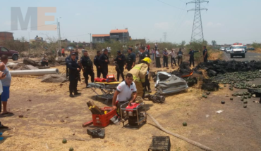 Mueren dos y uno más resulta herido en carambola entre 4 vehículos en La Piedad, Michoacán
