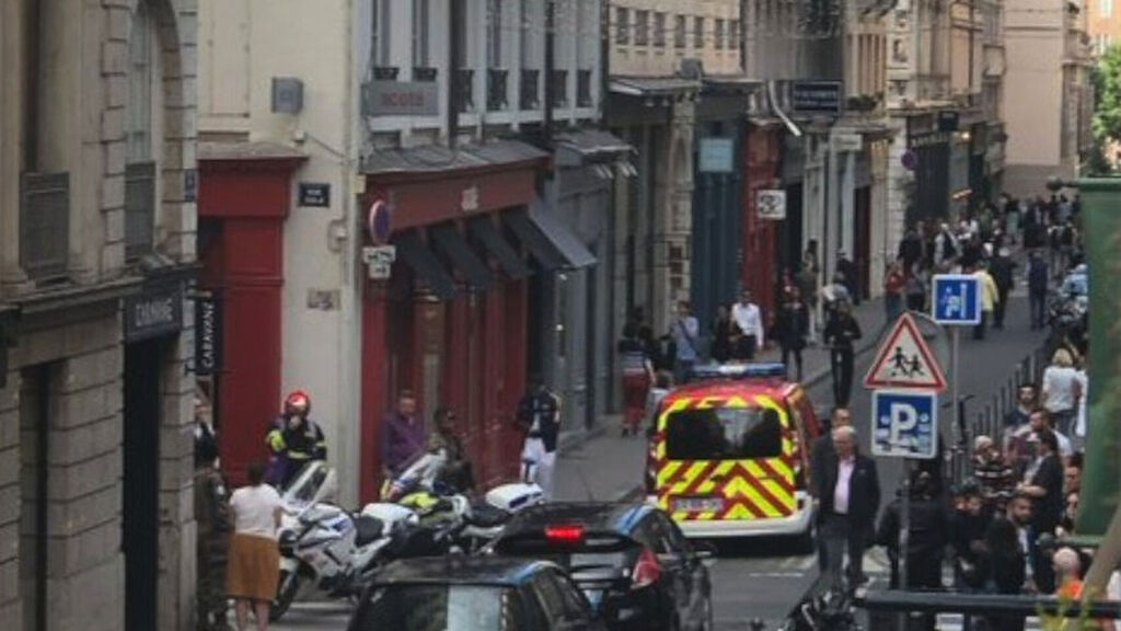 Ocho heridos tras explosión en la ciudad de Lyon en Francia — Rock&Pop